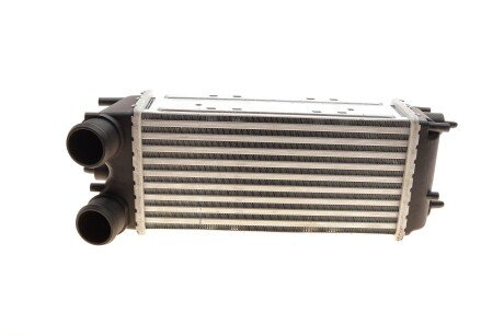 Радіатор інтеркулера Ford Transit 1.5/1.6 TDCi 14- (opt-om) Van Wezel 18014733