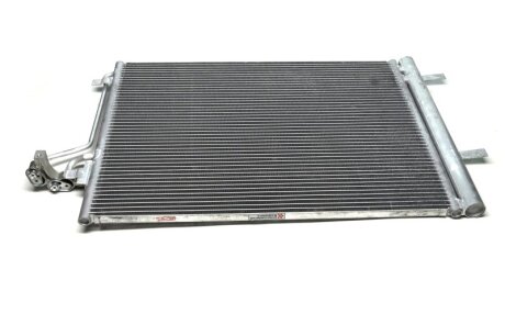 Радіатор кондиціонера FORD FOCUS/ KUGA/ TOURNEO CONNECT Van Wezel 18015710