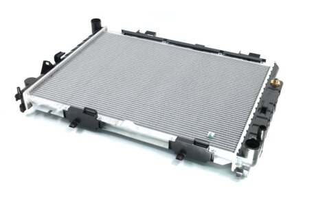 Радіатор охолодження двигуна MBW210 E-KL MT/AT +AC 97- Van Wezel 30002283