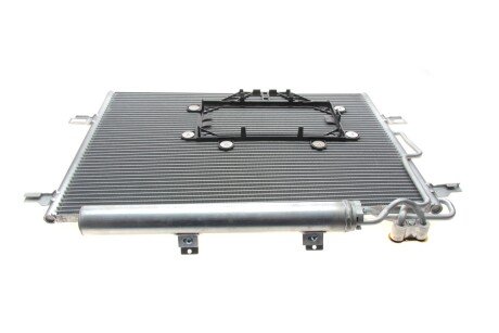 Радиатор кондиционера (с осушителем) MB E-class (W211/S211) 3.0/3.5 05-09/CLS-class (C219) 3 (opt-om) Van Wezel 30005562