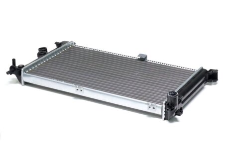 Радіатор охолодження двигуна KADETT E15TD/ASTRA F 17TD Van Wezel 37002127