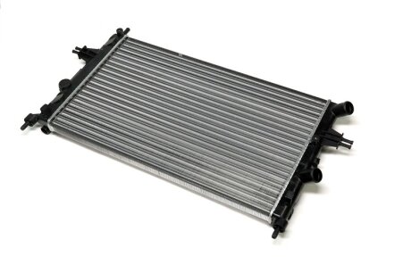 Радиатор охлаждения двигателя ASTRAG 1.2/16V MT +AC 98- Van Wezel 37002255