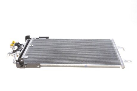 Радіатор кондиціонера (з осушувачем) Opel Combo/Corsa C 1.0-1.8 00- (opt-om) Van Wezel 37005369