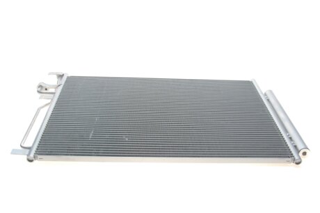 Радіатор кондиціонера (з осушувачем) Chevrolet Captiva/Opel Antara A 2.4/3.2 06- (opt-om) Van Wezel 37005436