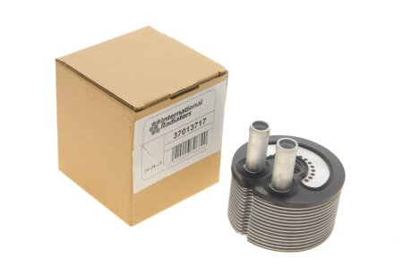 Радіатор масляний RENAULT MASTER/ OPEL MOVANO 2.2 / 2.5 03+ C.I.U Van Wezel 37013717