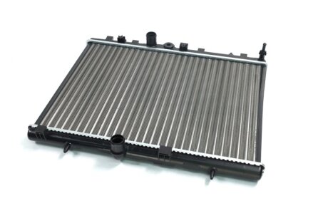 Радіатор охолодження двигуна 407/207/307 18/20 20TD MT Van Wezel 40002255