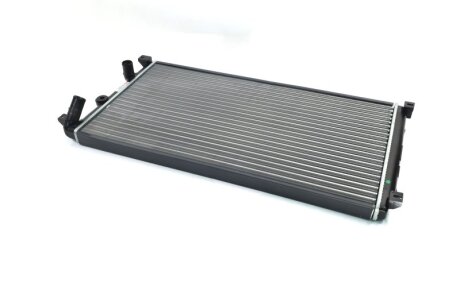 Радіатор охолодження двигуна MOVANO/MASTER D MT 98- Van Wezel 43002276