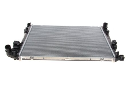 Радіатор охолодження Renault Trafic/Opel Vivaro 2.0CDTI 06- UA63 Van Wezel 43002427