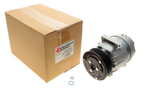 Компресор кондиціонера Renault Master II/Trafic II/Megane 1.9-2.5dCi 00- (opt-om) Van Wezel 4300K440