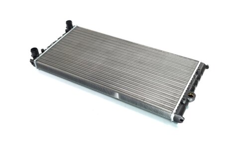 Радіатор охолодження двигуна GOLF3/VENTO AT/MT 91-98 Van Wezel 58002109