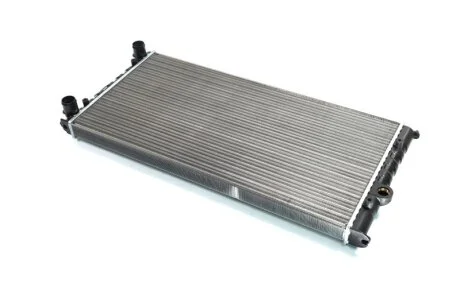Радиатор охлаждения двигателя GOLF3/VENTO AT/MT 91-98 Van Wezel 58002109