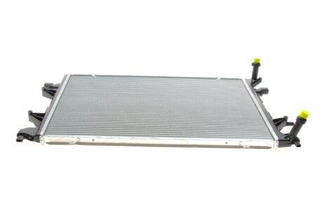 Радіатор охолодження VW Jetta 1.4TSI Hybrid 11- (opt-om) Van Wezel 58002370