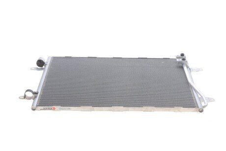 Радіатор кондиціонера VW Passat 1.4-3.6 05-16 (opt-om) Van Wezel 58005322