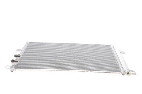 Радіатор кондиціонера (з осушувачем) VW Amarok 2.0TSI/2.0TDI/3.0TDI 10- (opt-om) Van Wezel 58005369