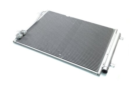 Радиатор кондиционера VOLKSWAGEN PASSAT B8 (14-) 1.8 TSI (выр-во) Van Wezel 58015714