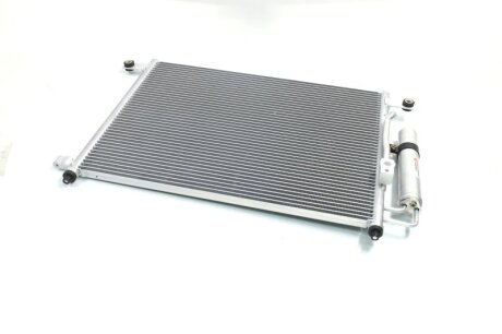 Радіатор кондиціонеру AVEO/KALOS 1,5i MT 02-08 Van Wezel 81005049