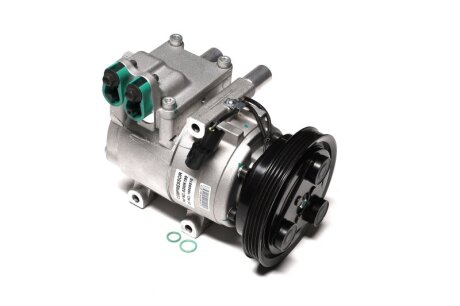 Компресор кондиціонера GETZ 14i/16i MT/AT 05-09 Van Wezel 8200K199