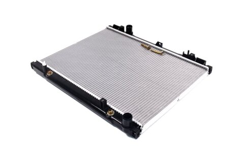 Радіатор охолодження двигуна SORENTO 2.5 CRDi AT 02- Van Wezel 83002139