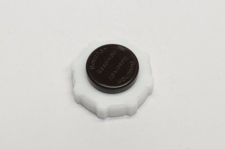 Кришка радіатора Vernet RC0017