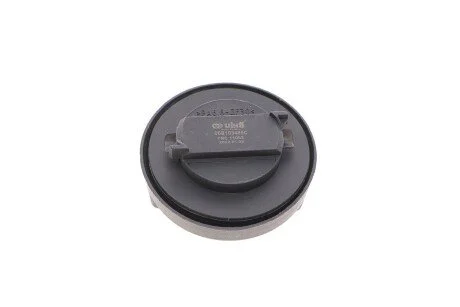 Крышка горловины маслозаливной VW Caddy/Crafter/LT 28-46/T4/T5 83-16 VIKA (opt-om) Vika 11030057401