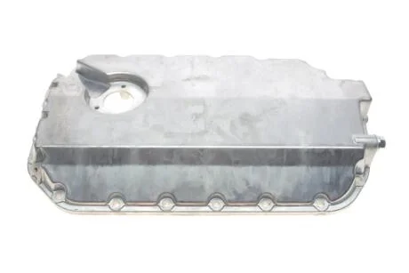Піддон масляний з отвором VW Passat (98-05)/Audi A4 (97-06), A6 (97-05) vika Vika 11030977601