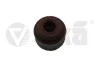 Сальник клапана Skoda Fabia (00-15, 15-), Octavia (97-13, 13-) / VW Golf (98-16), Jetta (06-15), Passat (97-00), Tiguan (08-16),T4,T5 VIKA Vika 11090159801 (фото 1)