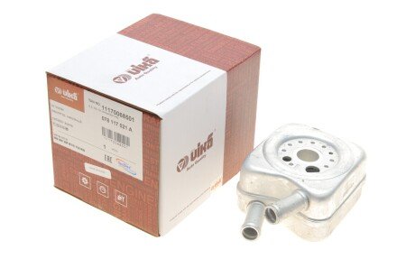 Радіатор масляний VW Caddy III/Golf/Skoda Octavia 1.6-2.0 96-10 (теплообмінник) UA63 Vika 11170068501