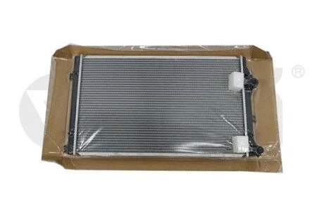 Радіатор Skoda Octavia (09-), Rapid (13-)/VW Caddy (11-), Golf (07-), Jetta (06-), Passat (08-), Tiguan (08-) VIKA Vika 11211011901