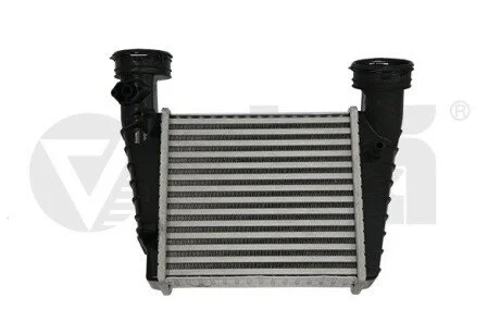 Радіатор інтеркулера Skoda Superb (02-08)/VW Passat (01-05) VIKA Vika 11450144101