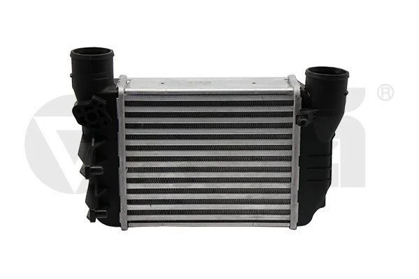 Радіатор інтеркулера Audi A4 (01-08)/Seat Exeo (09-14) VIKA Vika 11451803601 (фото 1)