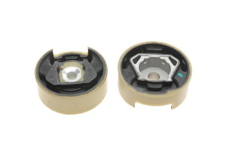 Подушка двигуна VW Caddy 2.0TDI/1.5TSI 20-/Golf/Passat 1.4TSI/2.0TDI 14- (к-кт 2шт.) UA63 Vika 11981635301