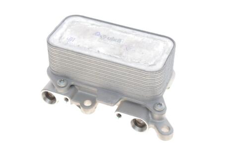 Радіатор масла VW Touareg (11-18)/Audi Q7 (10-15) Vika 33171432201