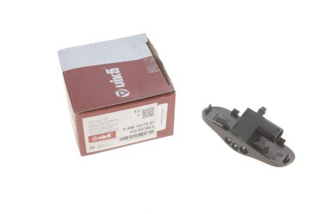 Форсунка омивача скла Audi Q3 11-18 (R) (opt-om) Vika 99551817501