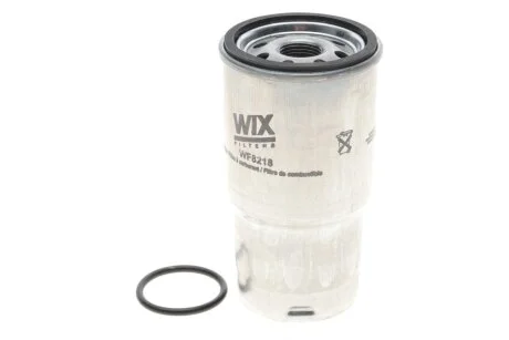 Фильтр топл. TOYOTA AVENSIS /PP950 (пр-во WIX-Filtron) WIX FILTERS WF8218